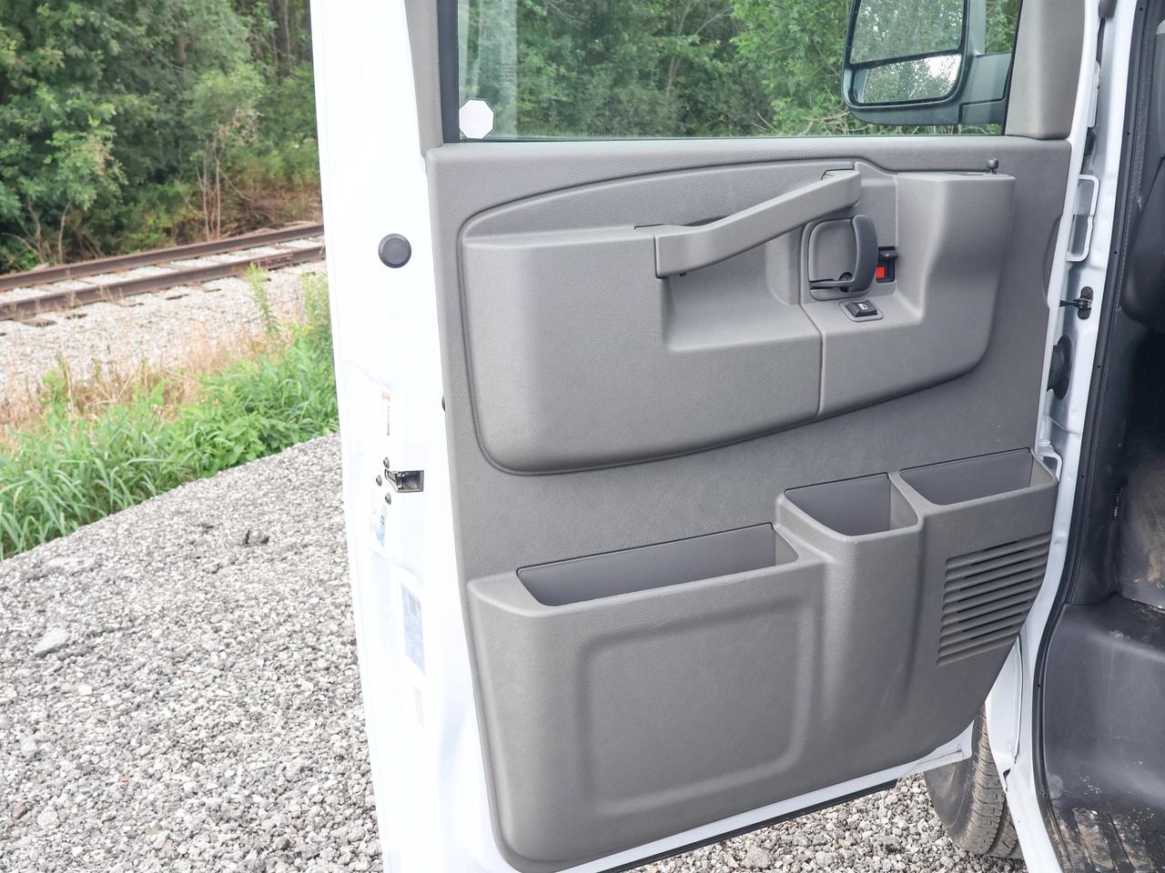 2025 GMC Savana Cargo Van  Photo