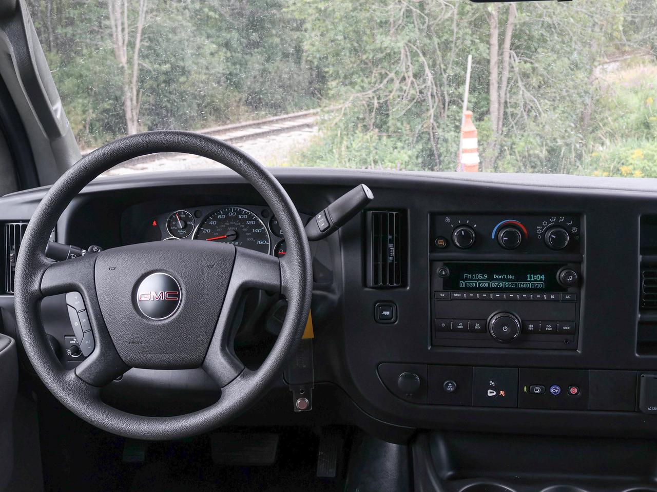 2025 GMC Savana Cargo Van  Photo