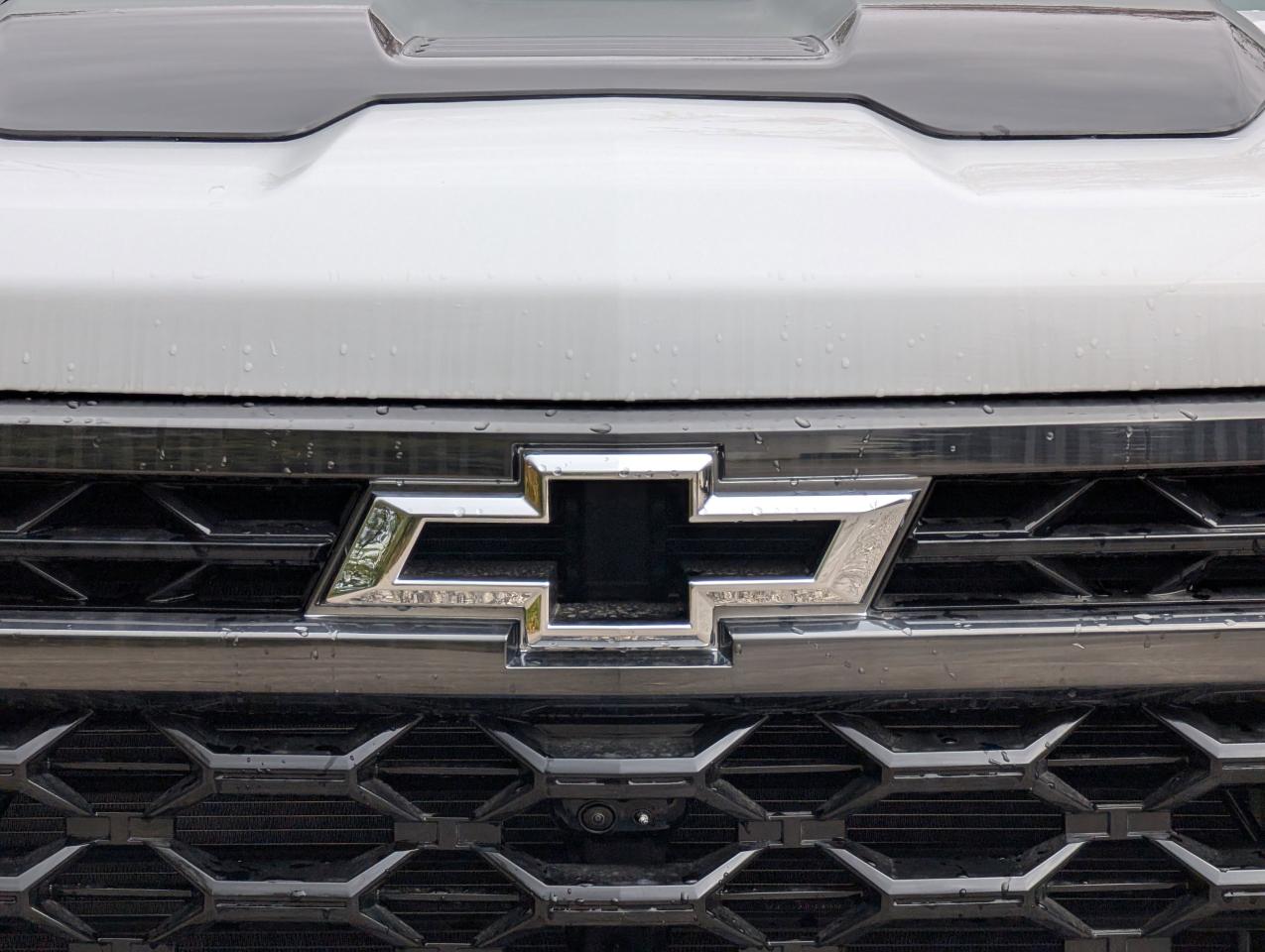 2026 Chevrolet Silverado 1500 ZR2 Photo