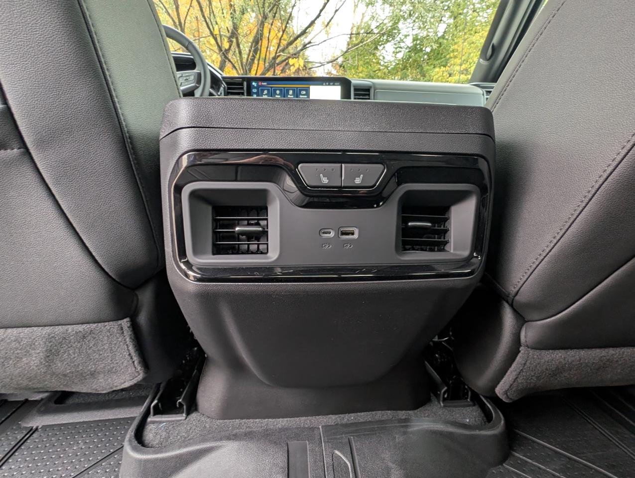 2026 Chevrolet Silverado 1500 ZR2 Photo