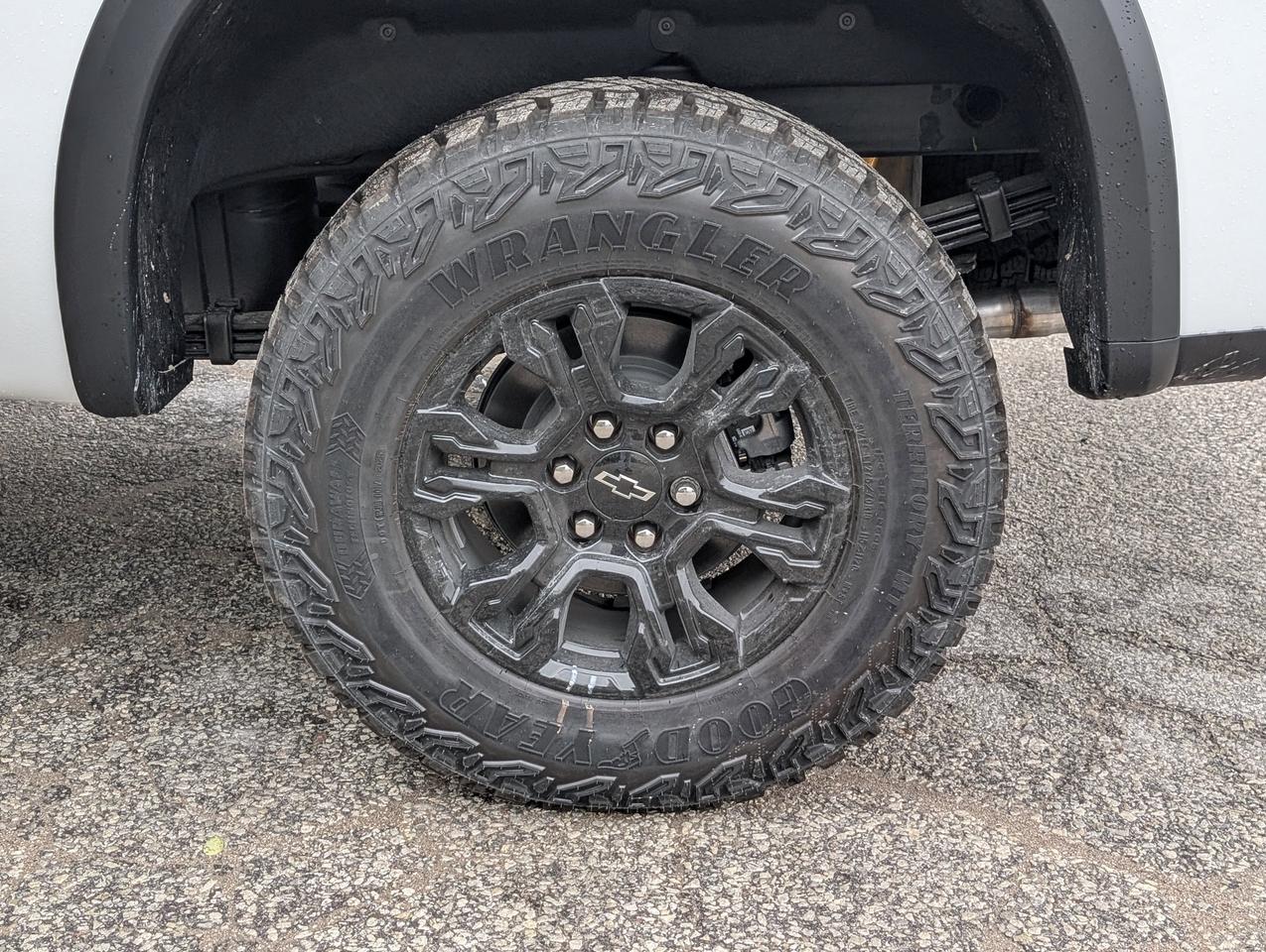 2026 Chevrolet Silverado 1500 ZR2 Photo