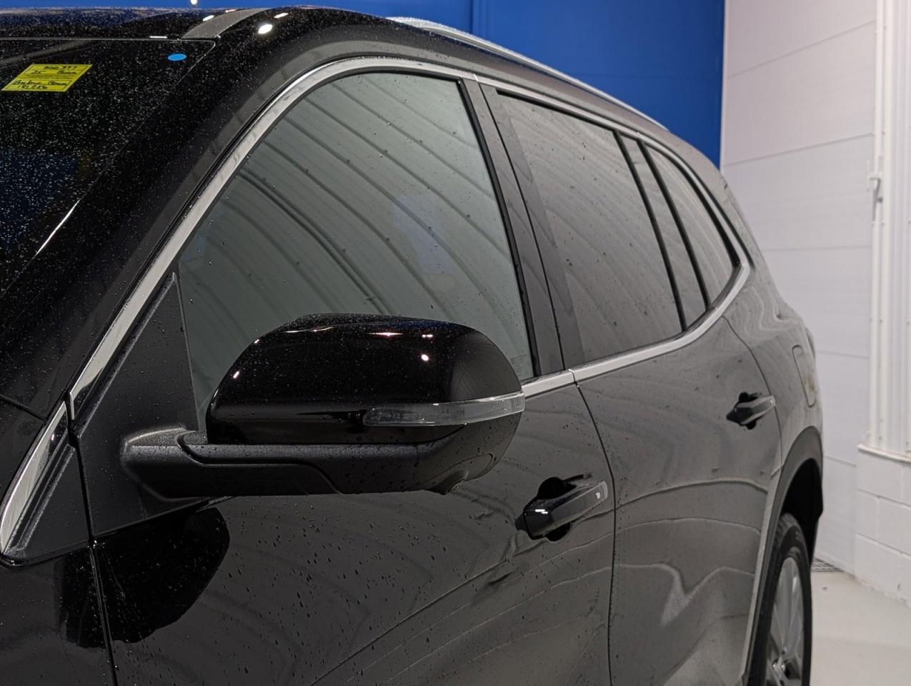 2025 Buick Enclave Preferred Photo2