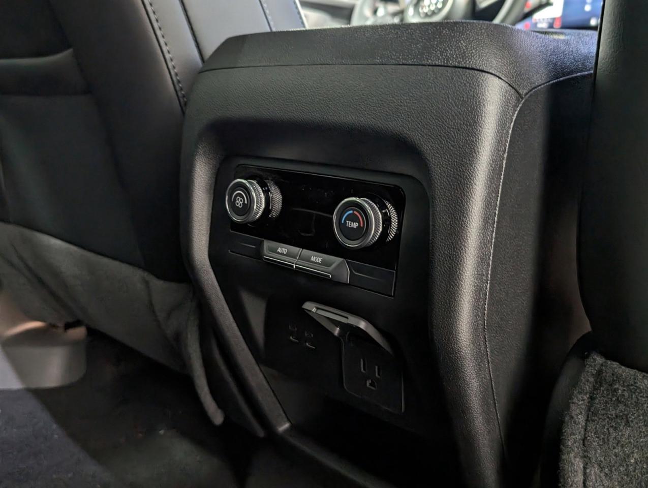 2025 Buick Enclave Preferred Photo