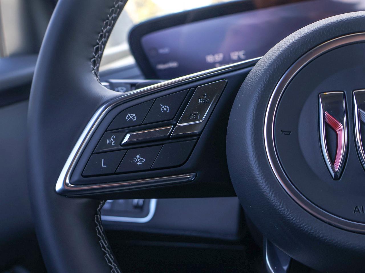 2025 Buick Enclave Preferred Photo