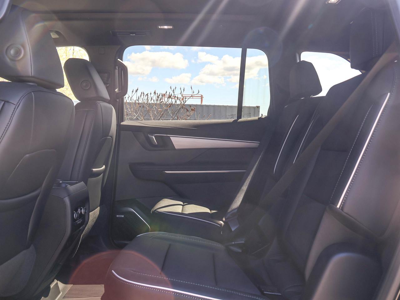 2025 Buick Enclave Preferred Photo