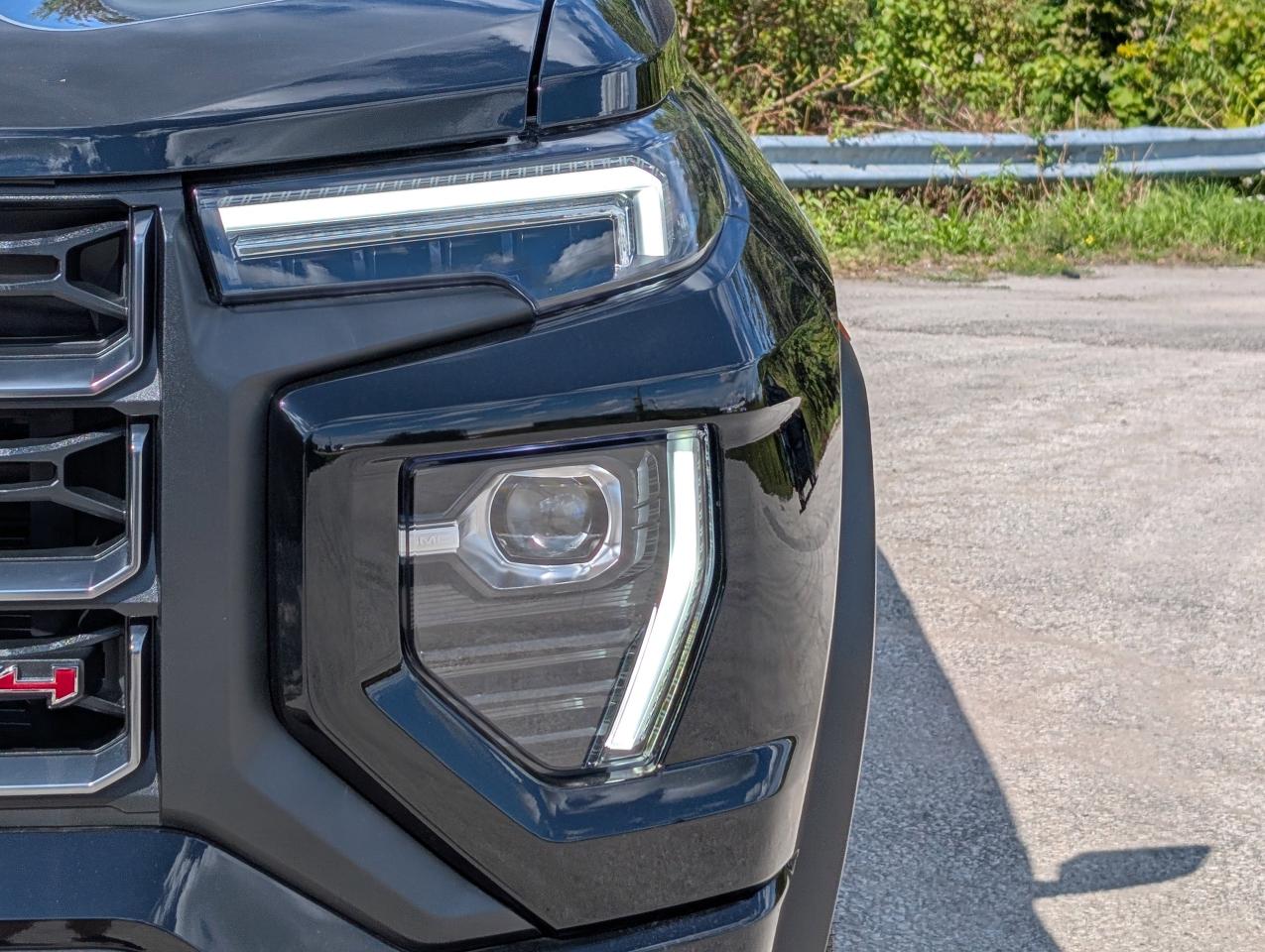 2026 GMC Canyon AT4 Photo