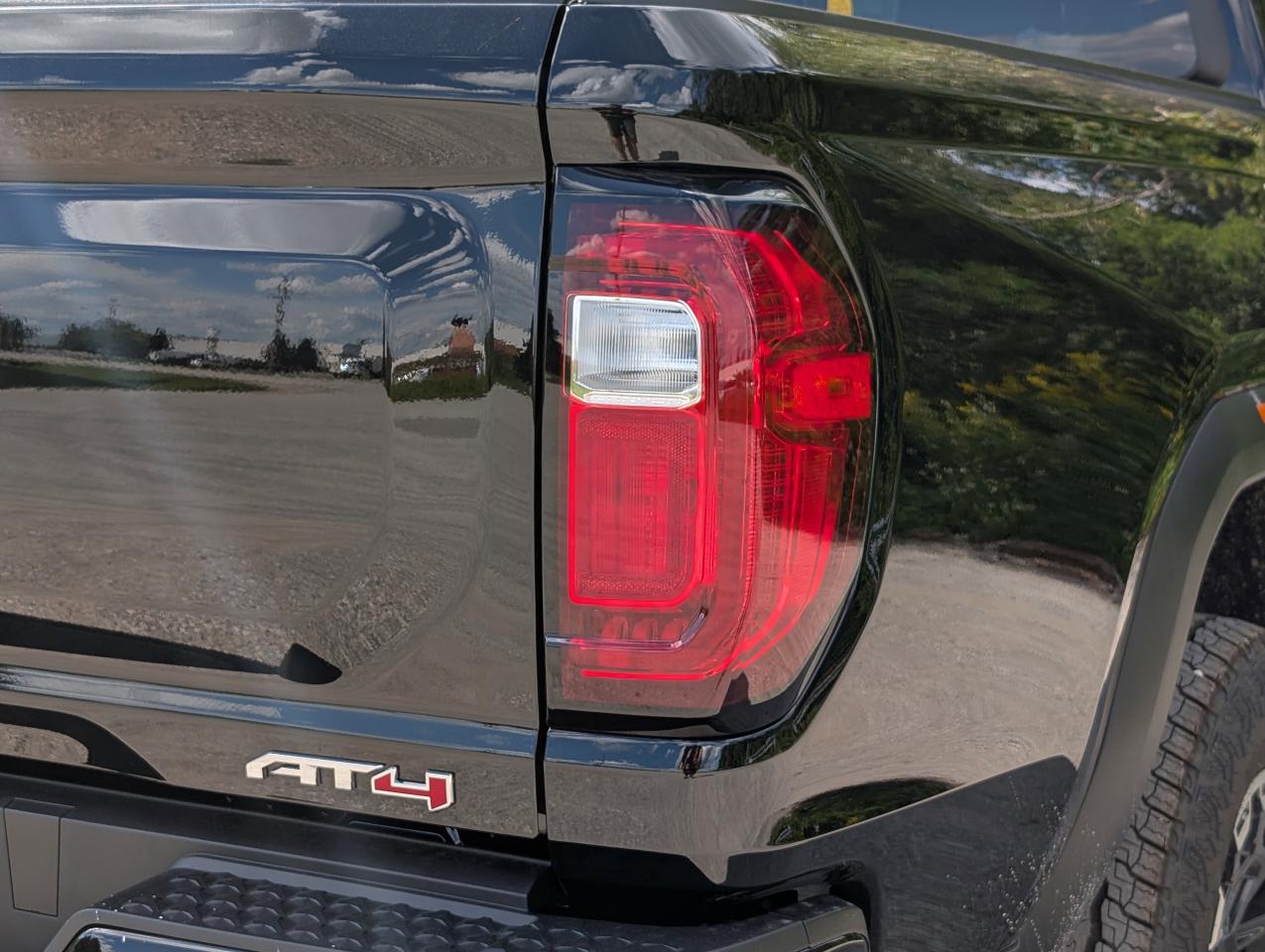 2026 GMC Canyon AT4 Photo