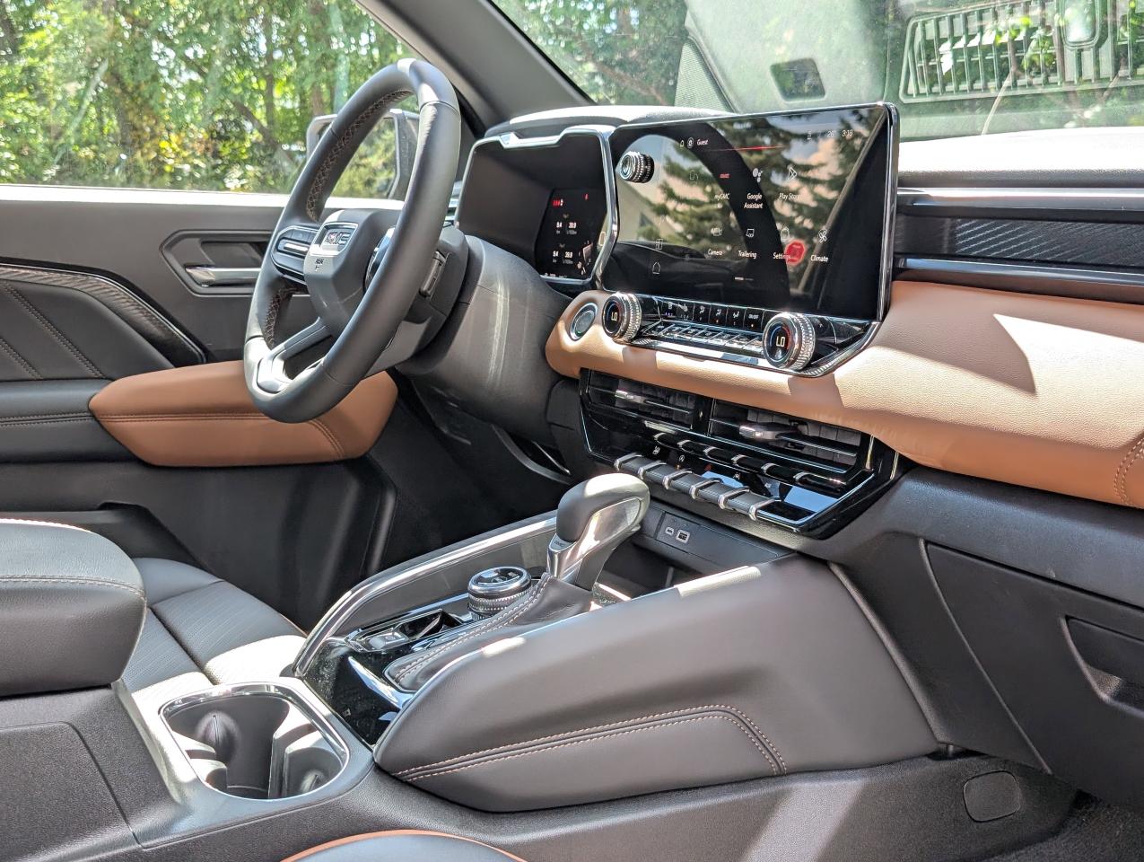 2026 GMC Canyon AT4 Photo