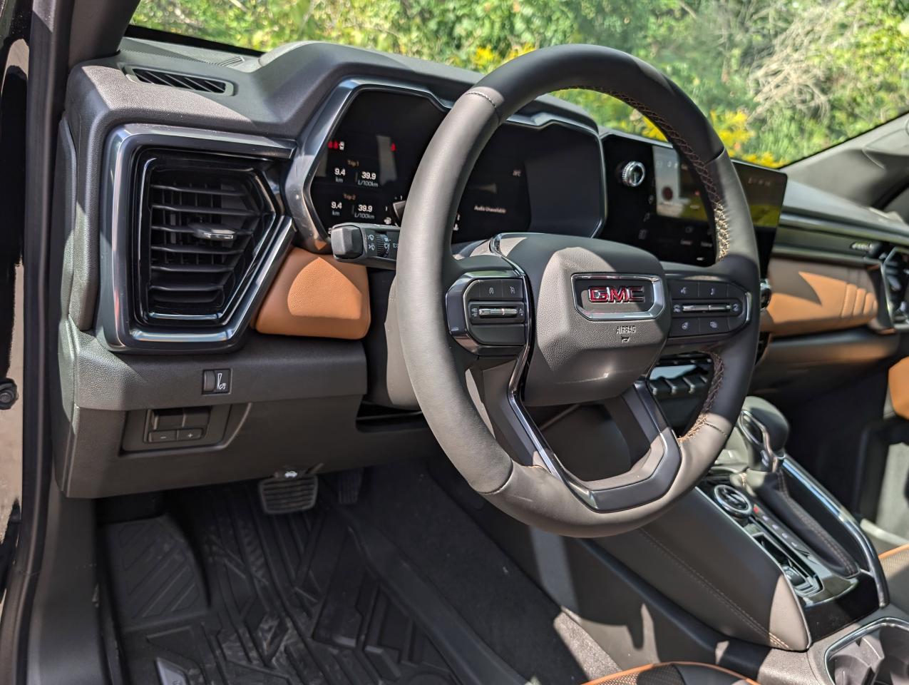 2026 GMC Canyon AT4 Photo