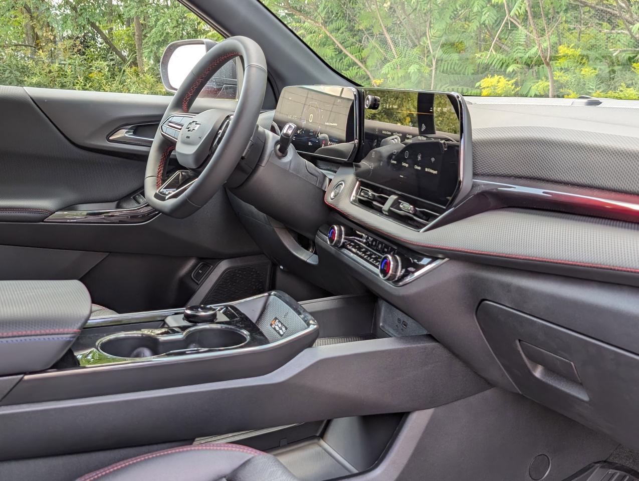 2026 Chevrolet Equinox AWD RS Photo