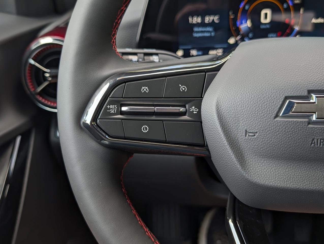 2026 Chevrolet Equinox AWD RS Photo