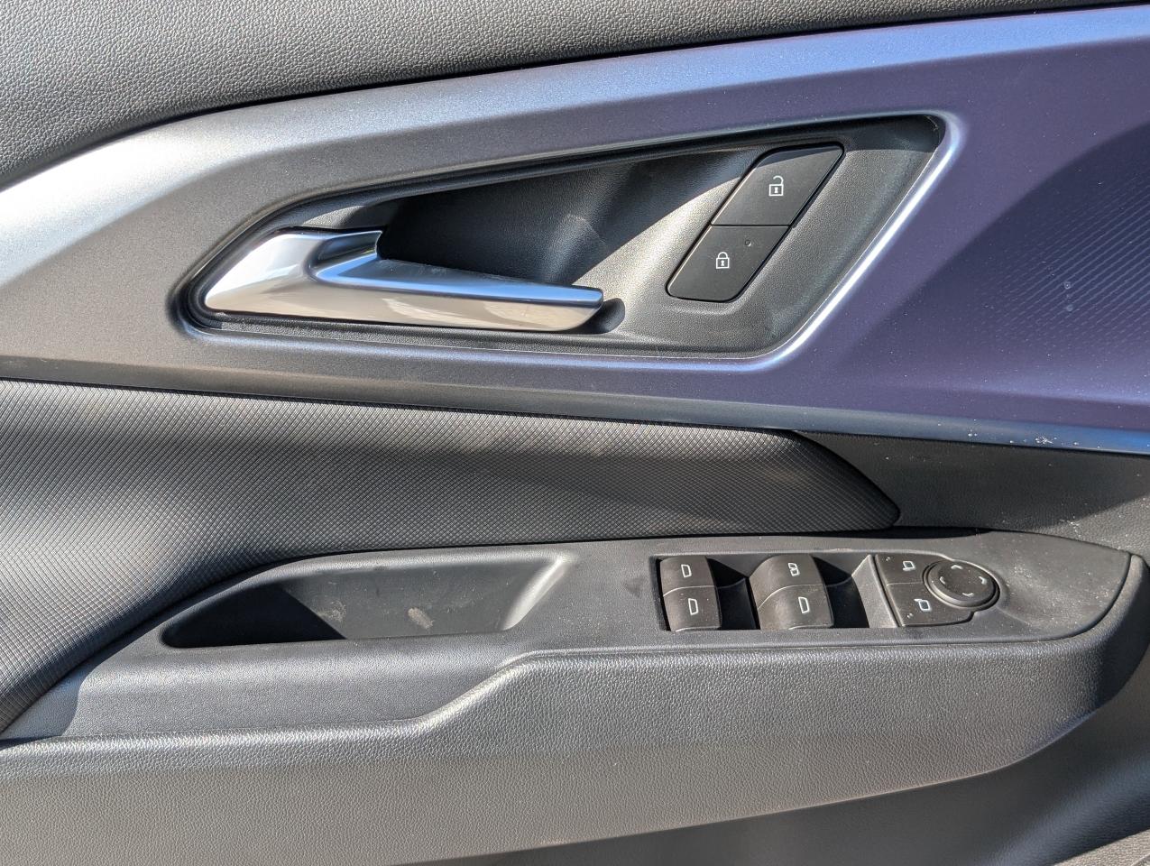 2026 Chevrolet Equinox EV LT Photo