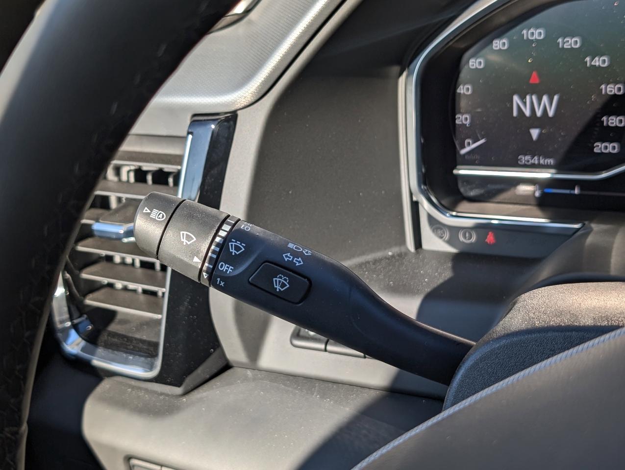 2025 GMC SIERRA 2500HD DENALI Photo