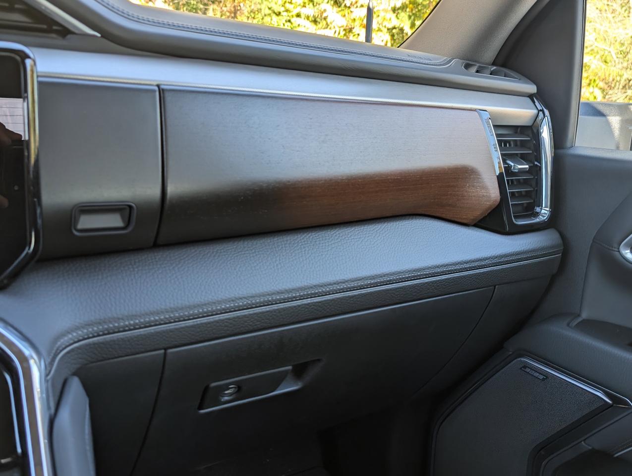 2025 GMC SIERRA 2500HD DENALI Photo