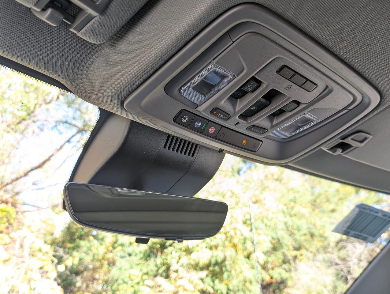 2025 GMC SIERRA 2500HD DENALI Photo