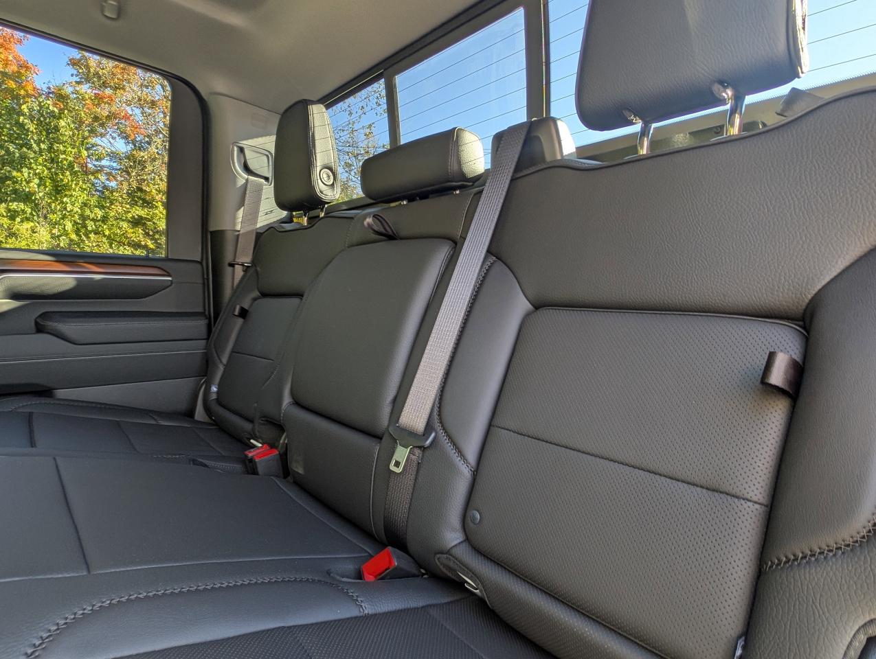 2025 GMC SIERRA 2500HD DENALI Photo