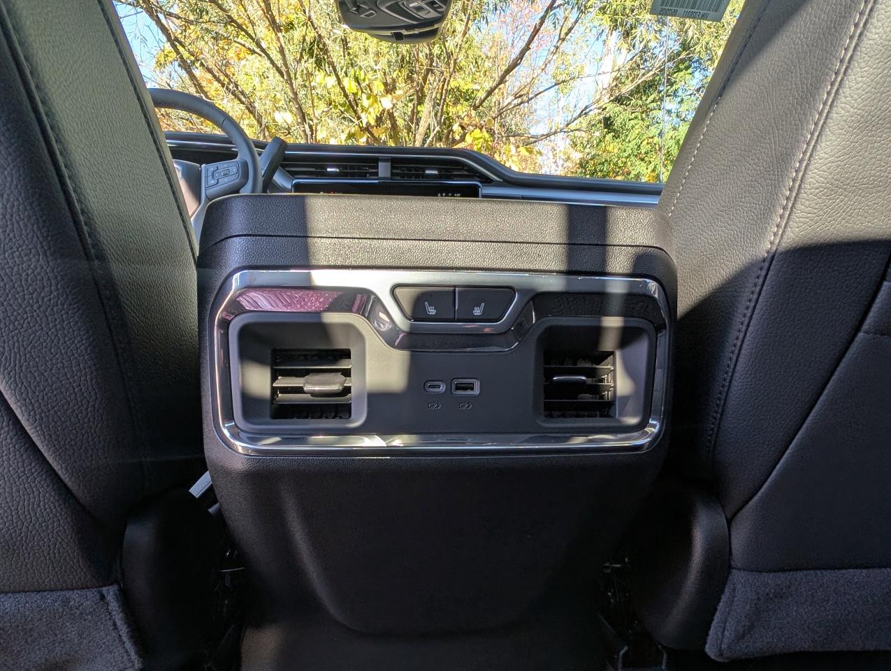 2025 GMC SIERRA 2500HD DENALI Photo