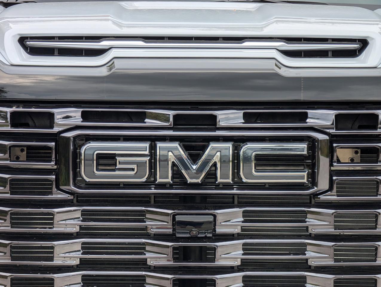 2026 GMC Sierra 3500HD Denali Ultimate Photo