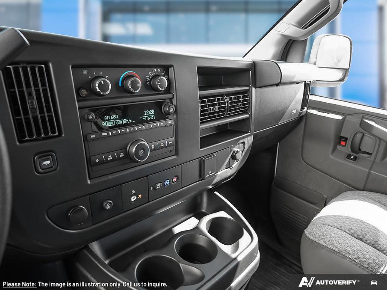 2025 GMC Savana Cargo Van  Photo