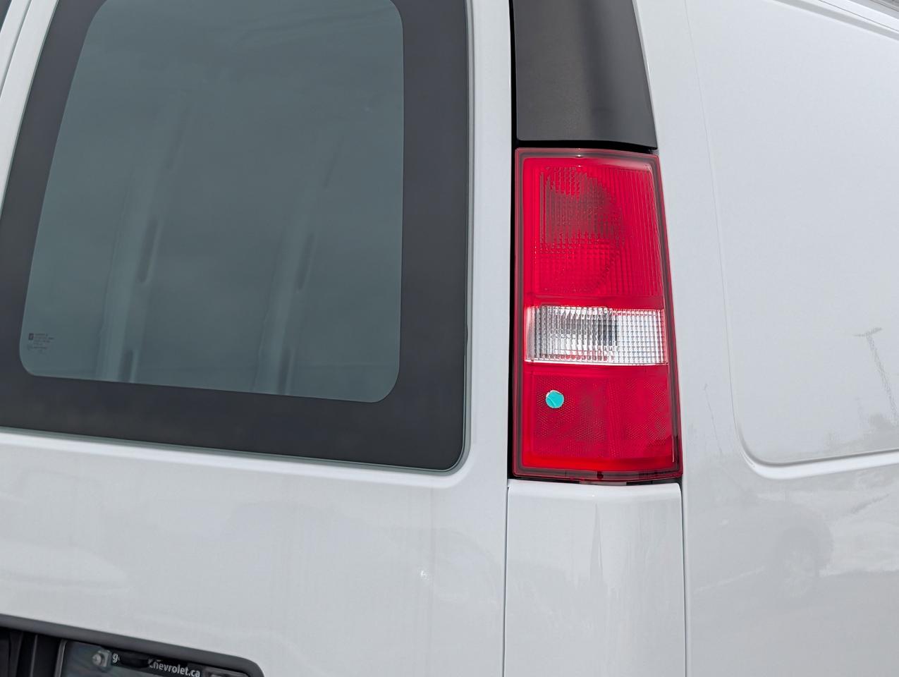 2025 GMC Savana Cargo Van  Photo