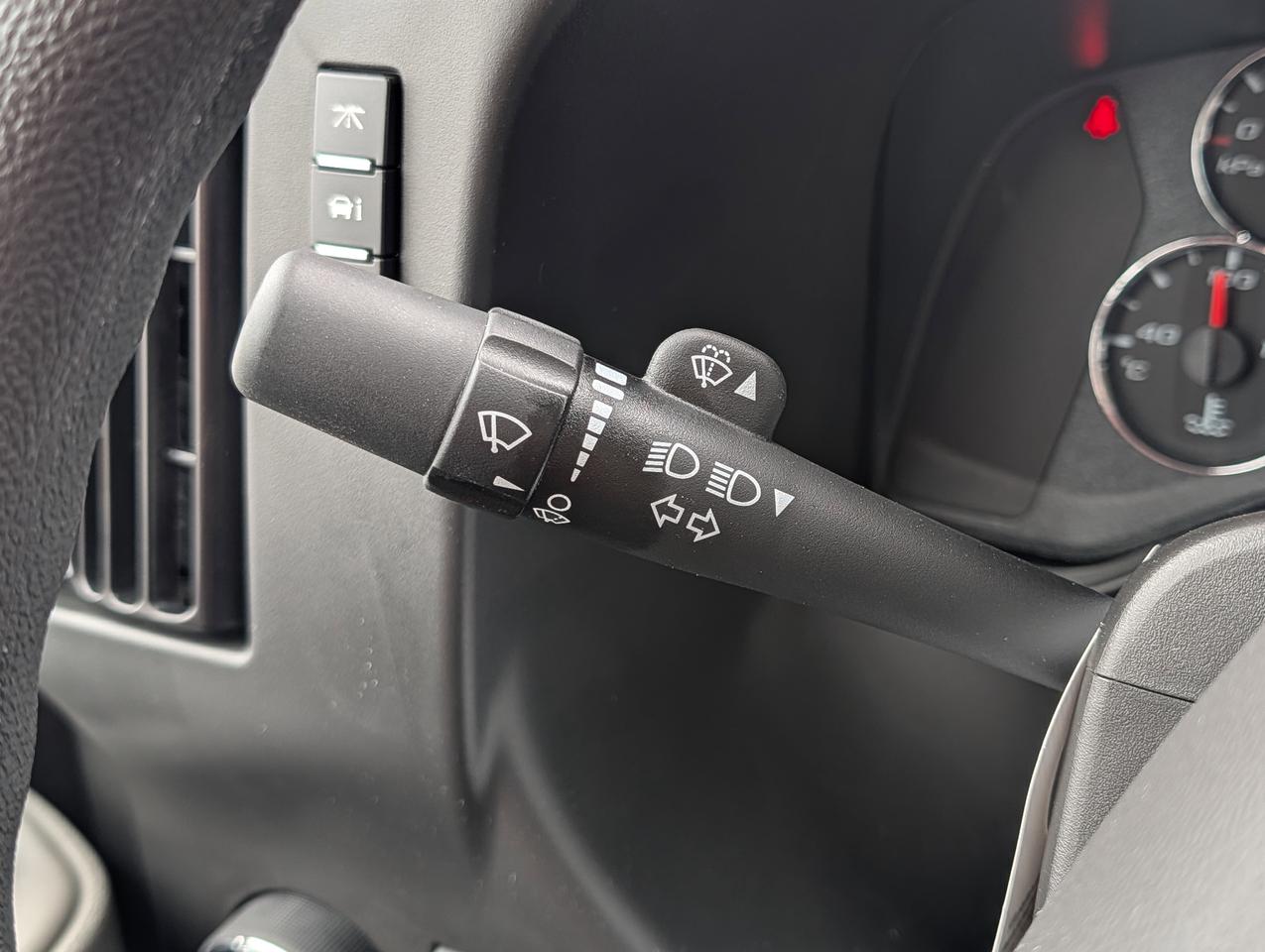 2025 GMC Savana Cargo Van  Photo