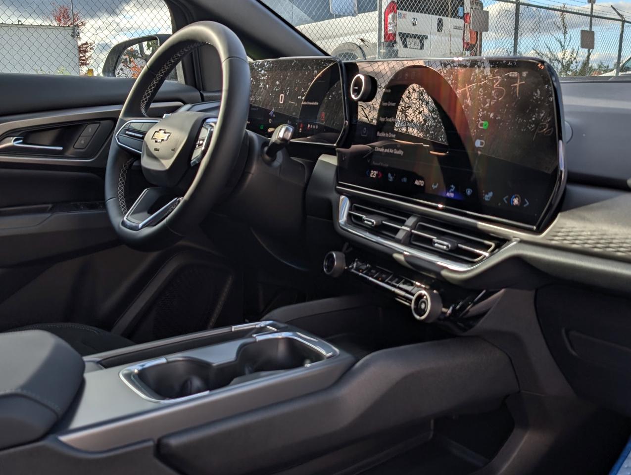 2026 Chevrolet Equinox EV LT Photo