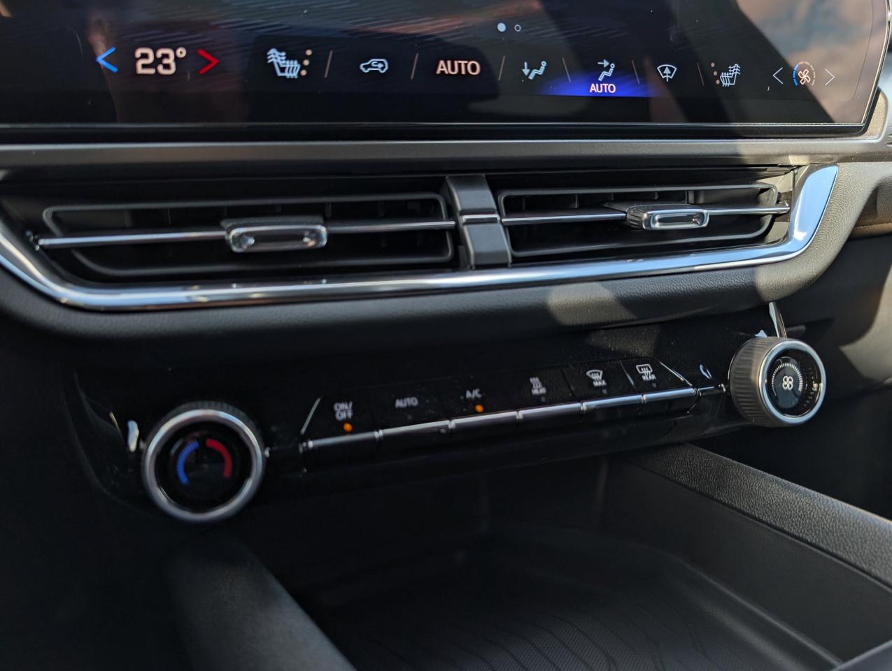 2026 Chevrolet Equinox EV LT Photo