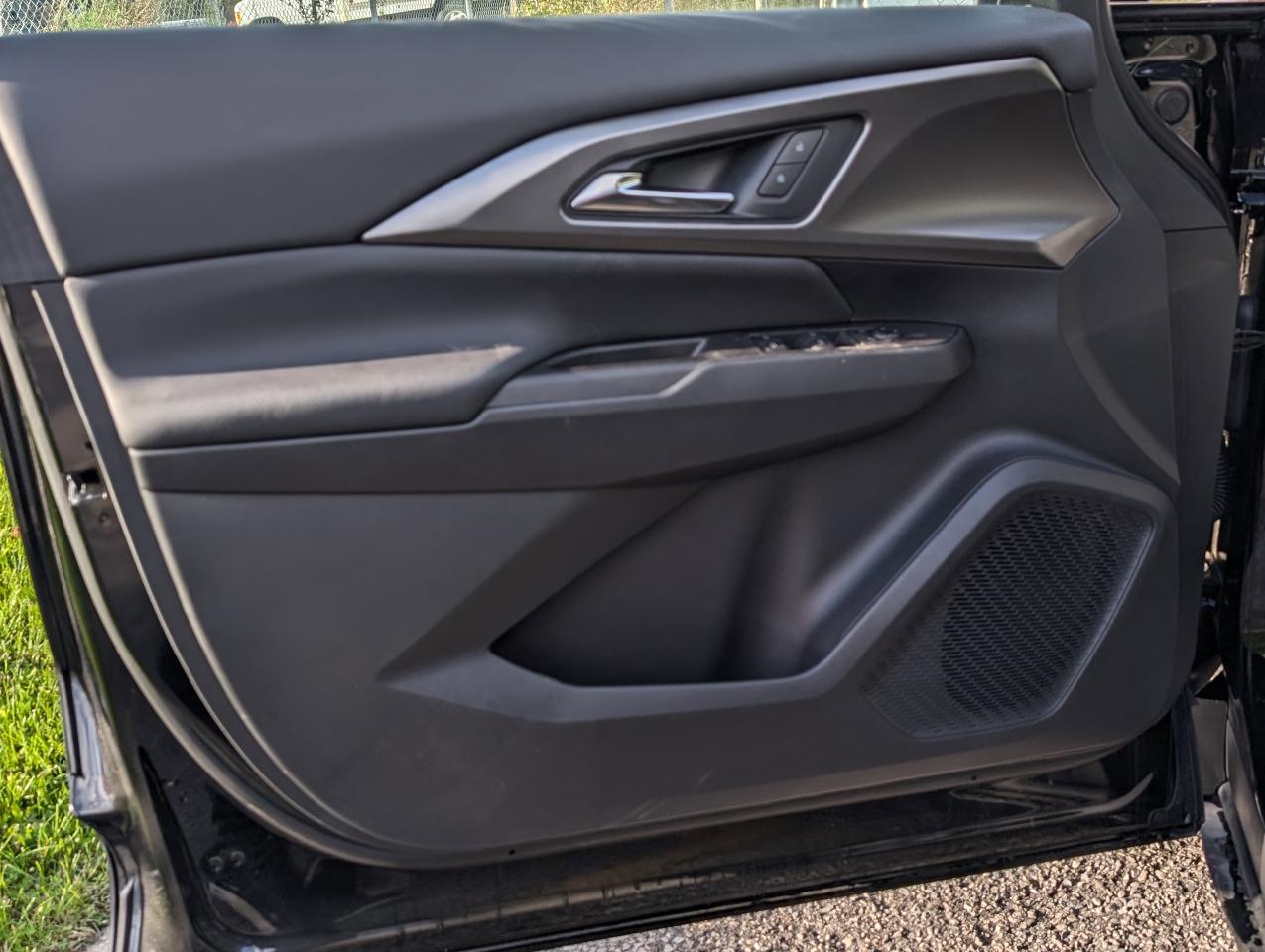 2026 Chevrolet Equinox EV LT Photo