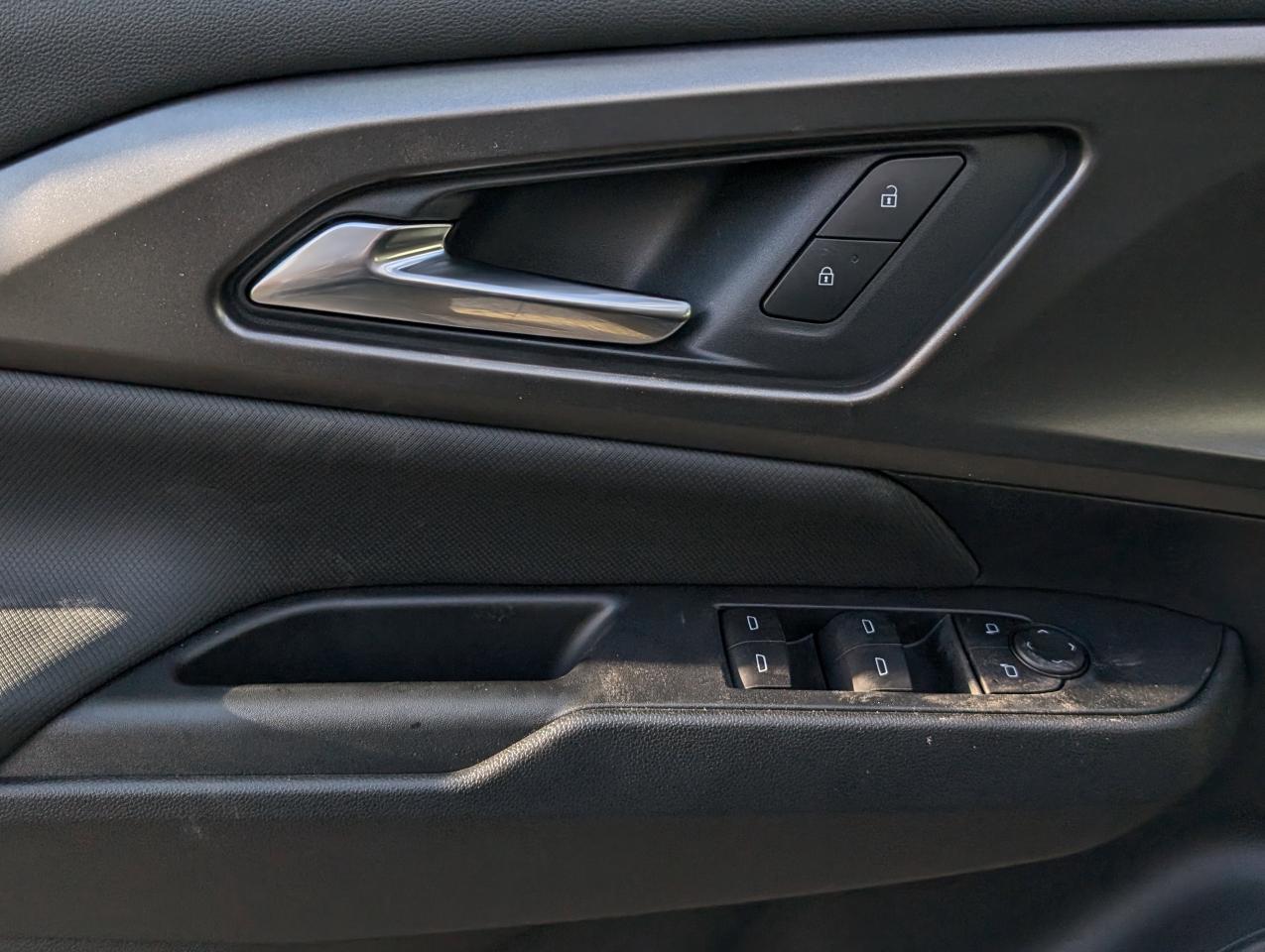 2026 Chevrolet Equinox EV LT Photo