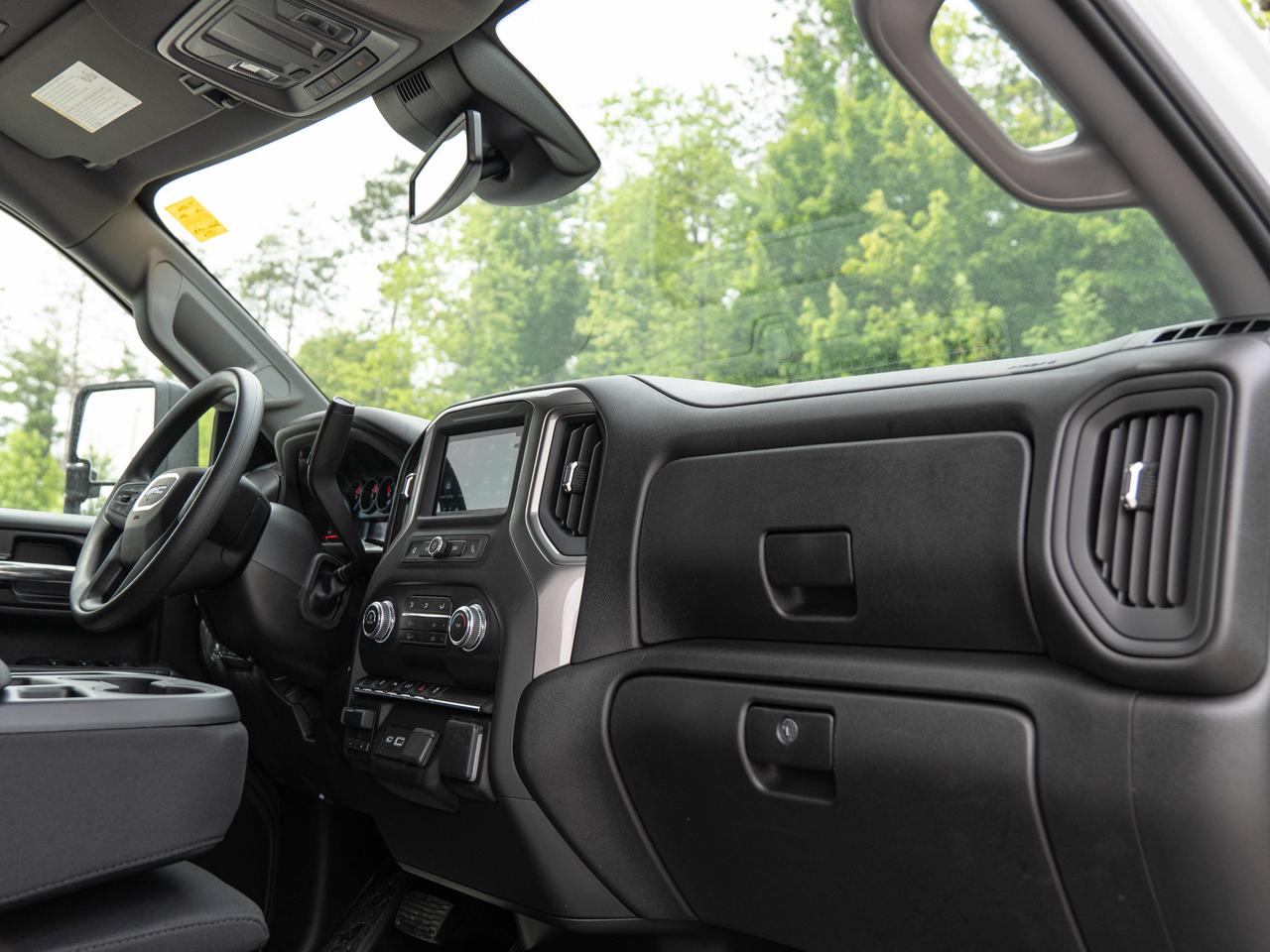 2026 GMC SIERRA 2500HD Pro Photo