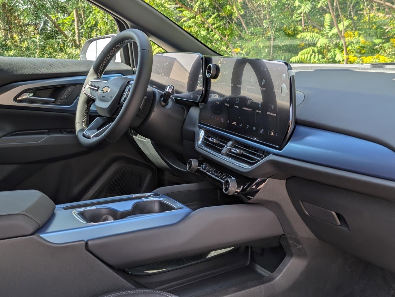 2026 Chevrolet Equinox EV LT Photo