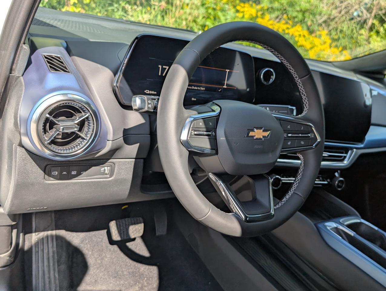 2026 Chevrolet Equinox EV LT Photo