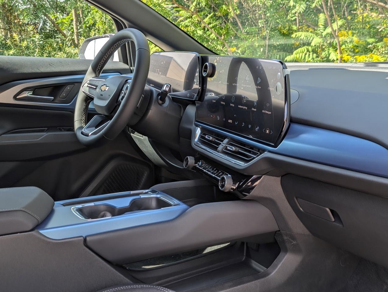 2026 Chevrolet Equinox EV LT Photo