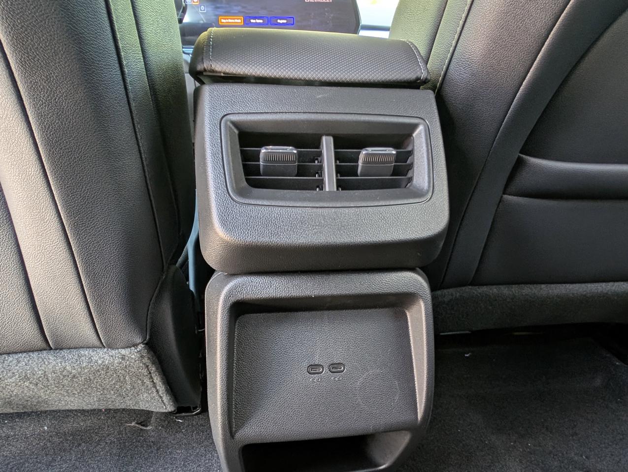 2026 Chevrolet Equinox EV LT Photo