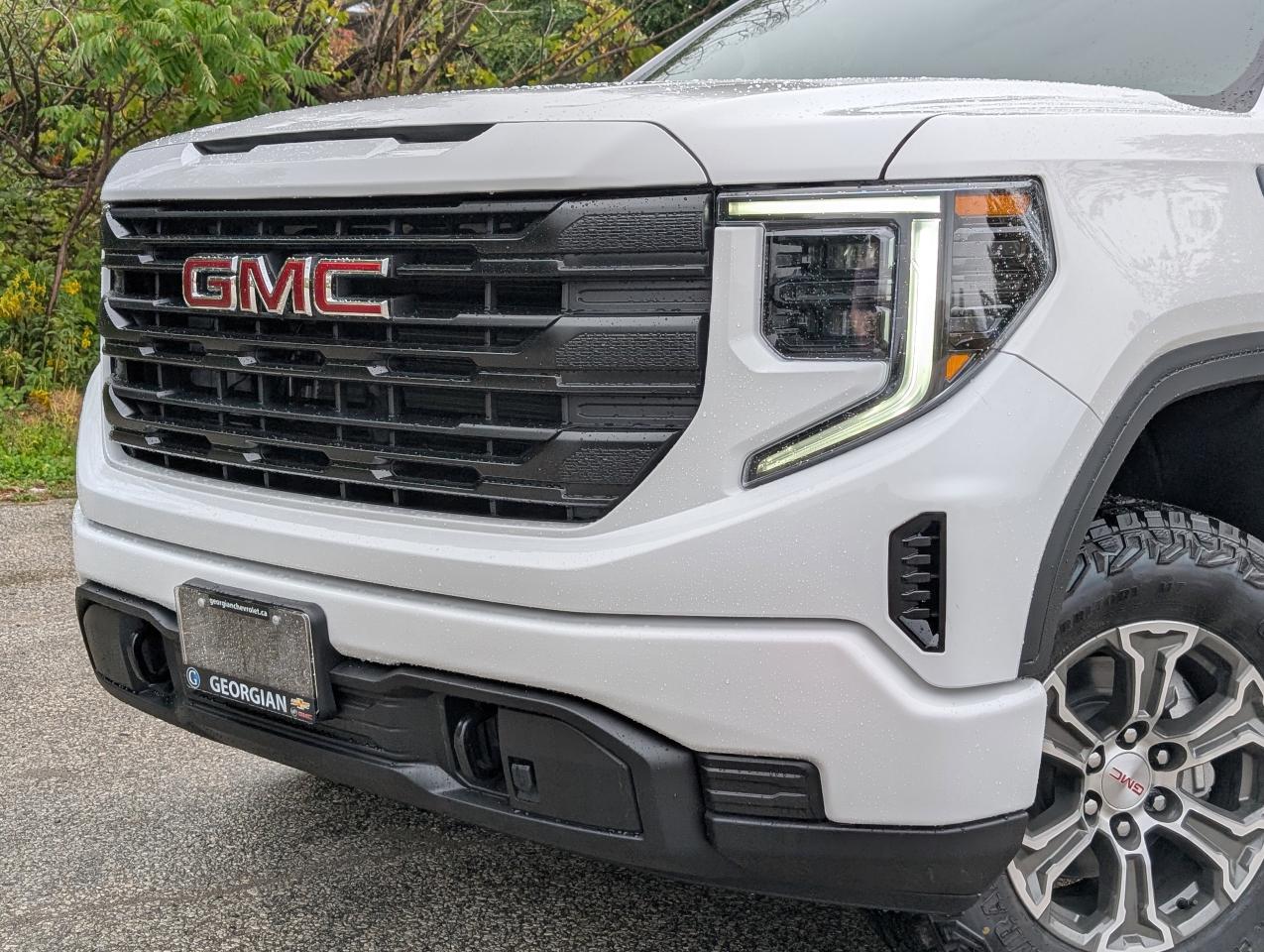 2026 GMC Sierra 1500 PRO Photo