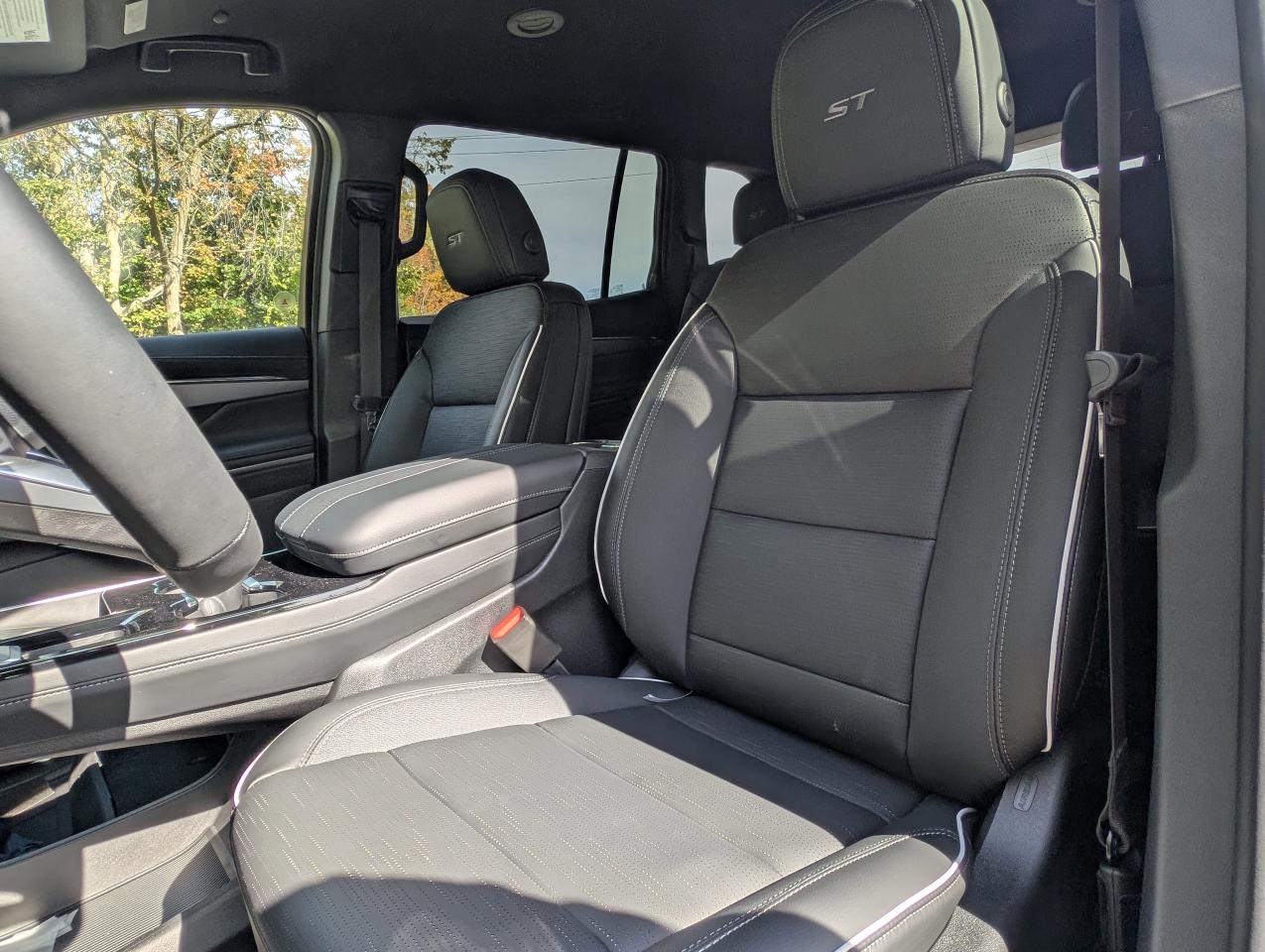 2026 Buick Enclave Sport Touring Photo