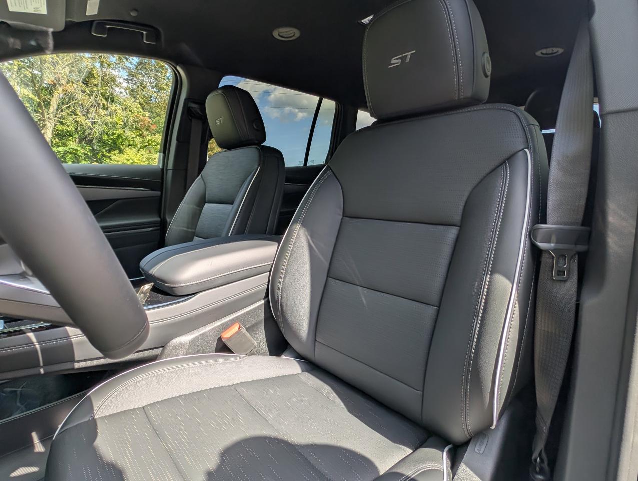 2026 Buick Enclave Sport Touring Photo