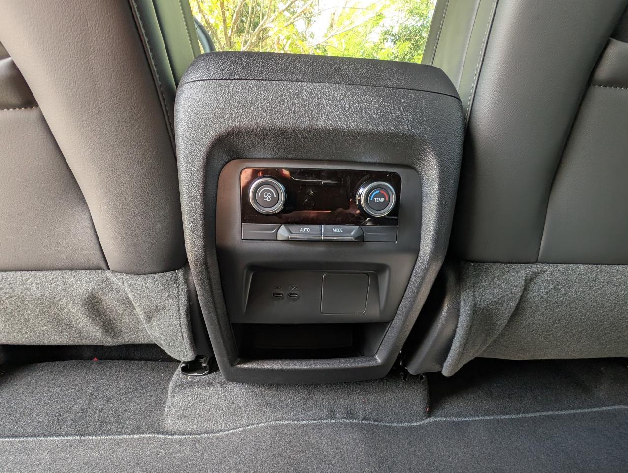 2026 Buick Enclave Sport Touring Photo