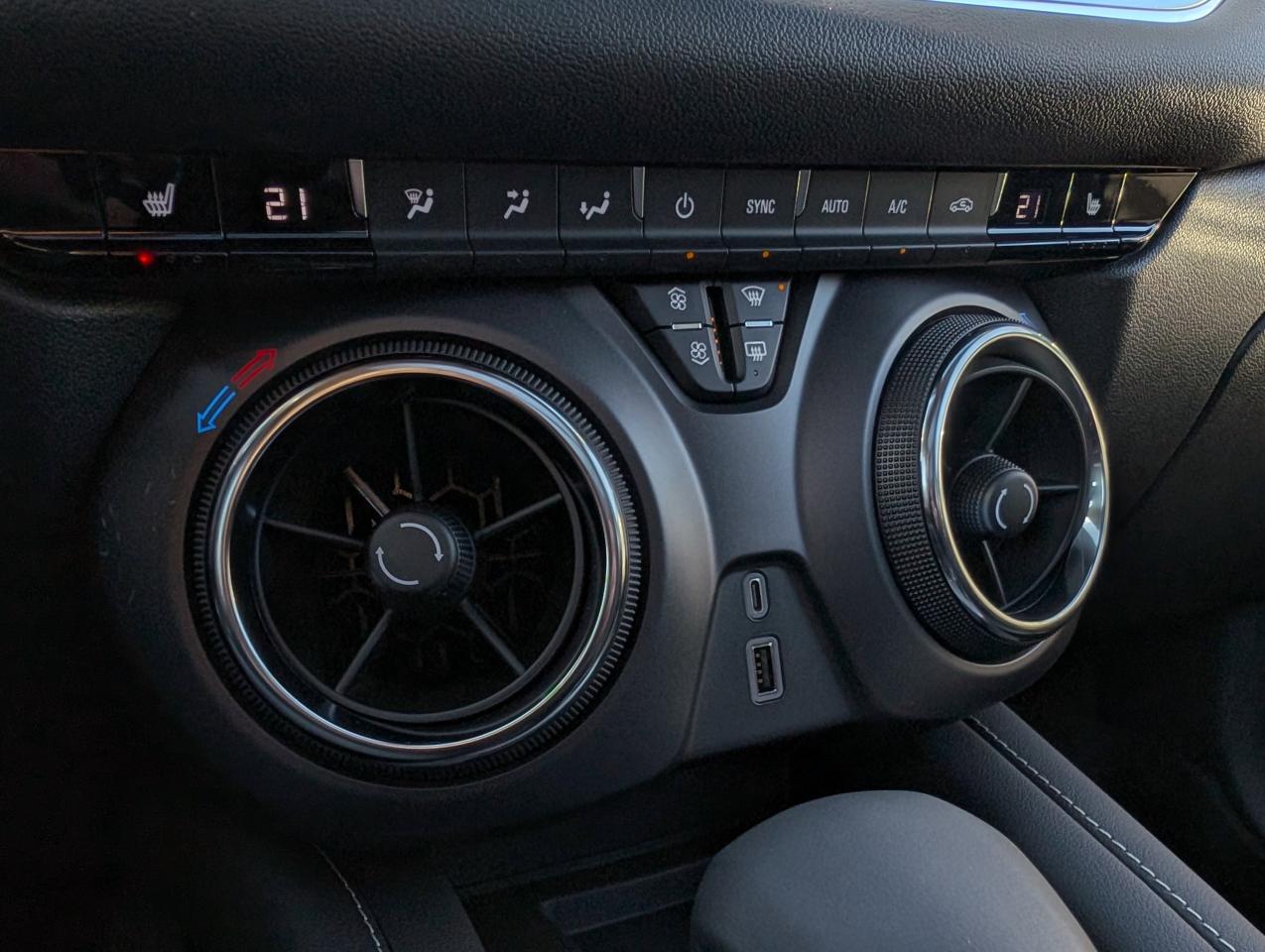 2025 Chevrolet Blazer LT Photo