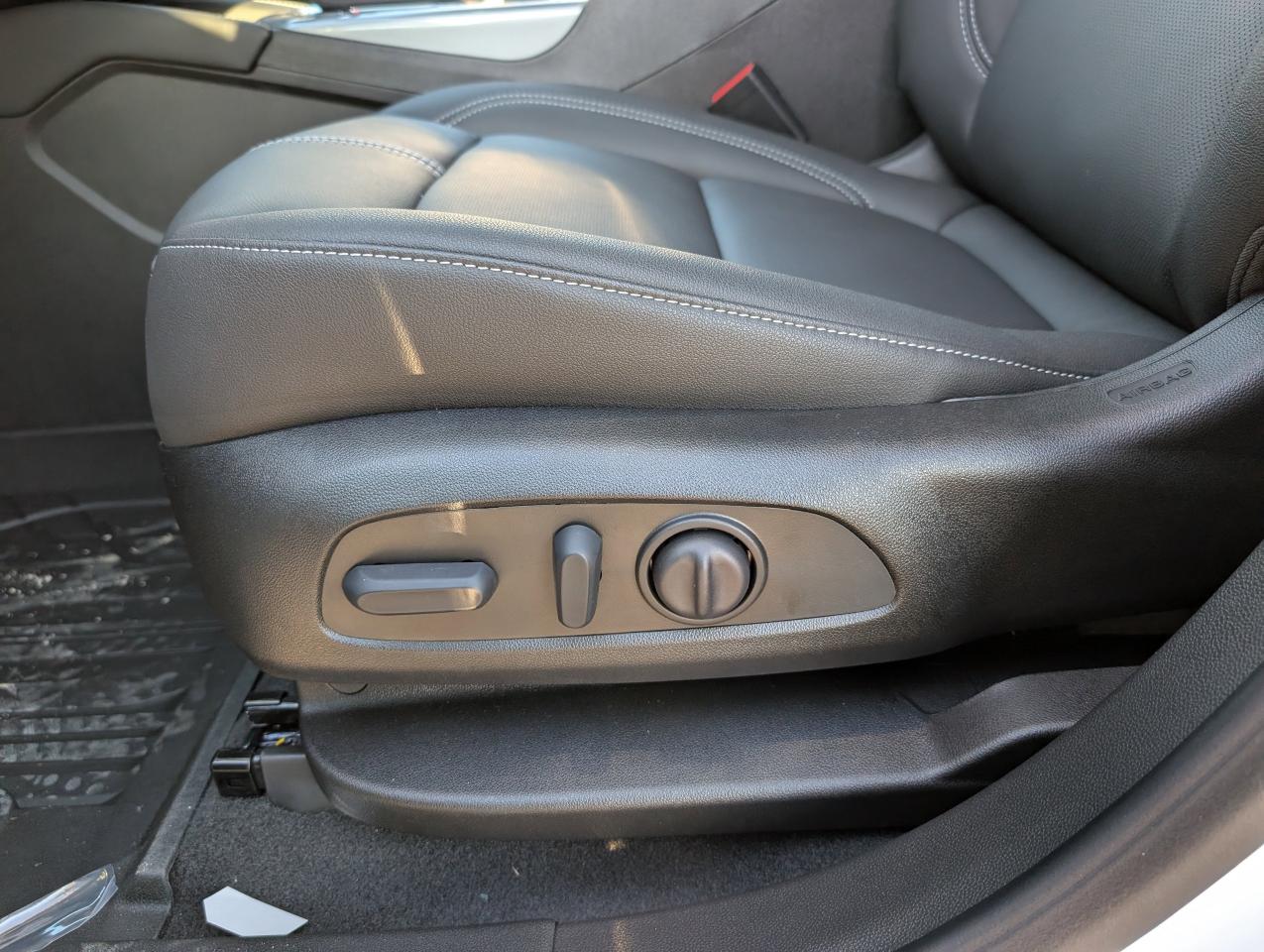 2025 Chevrolet Blazer LT Photo