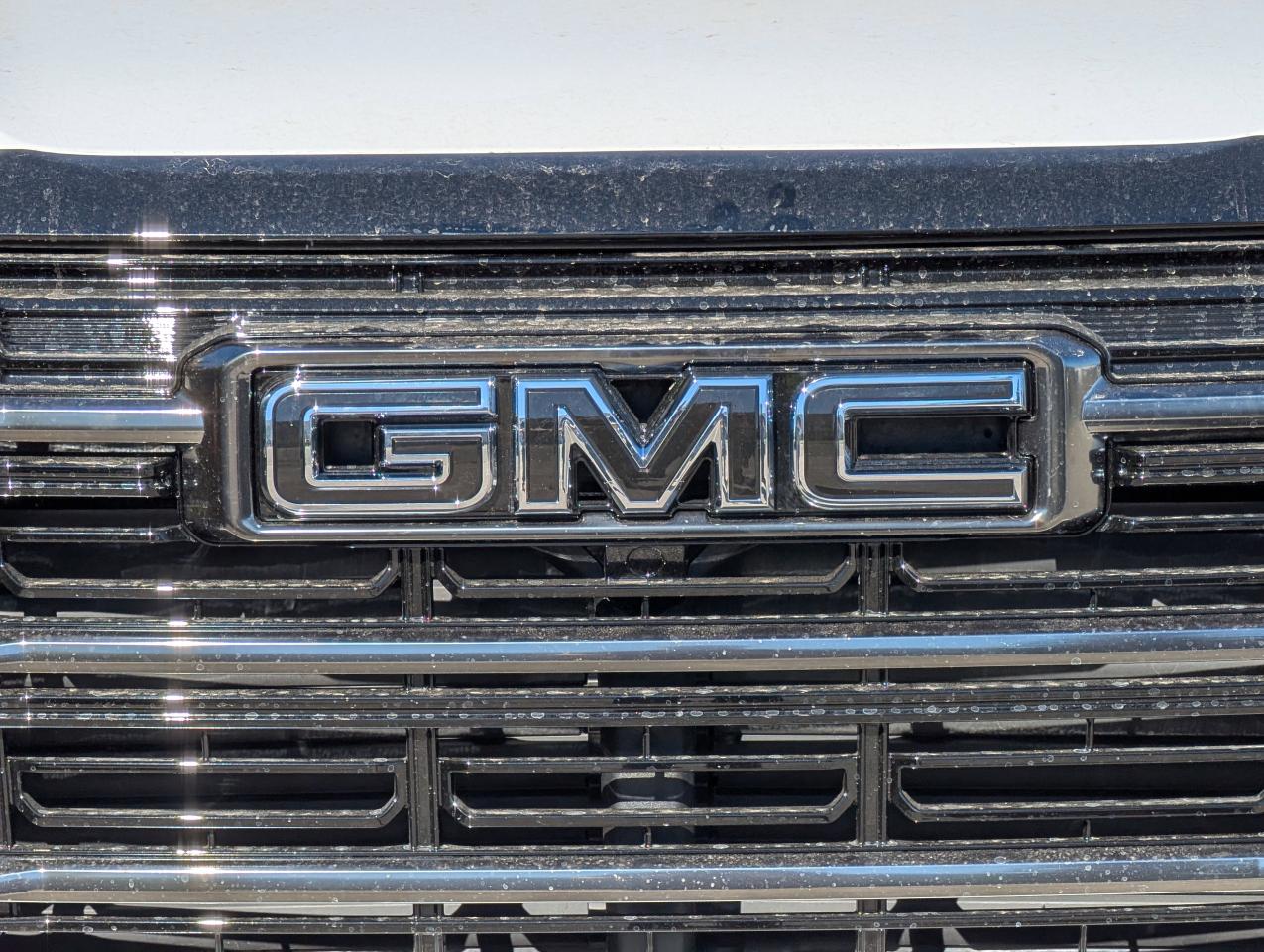 2026 GMC Terrain AWD AT4 Photo