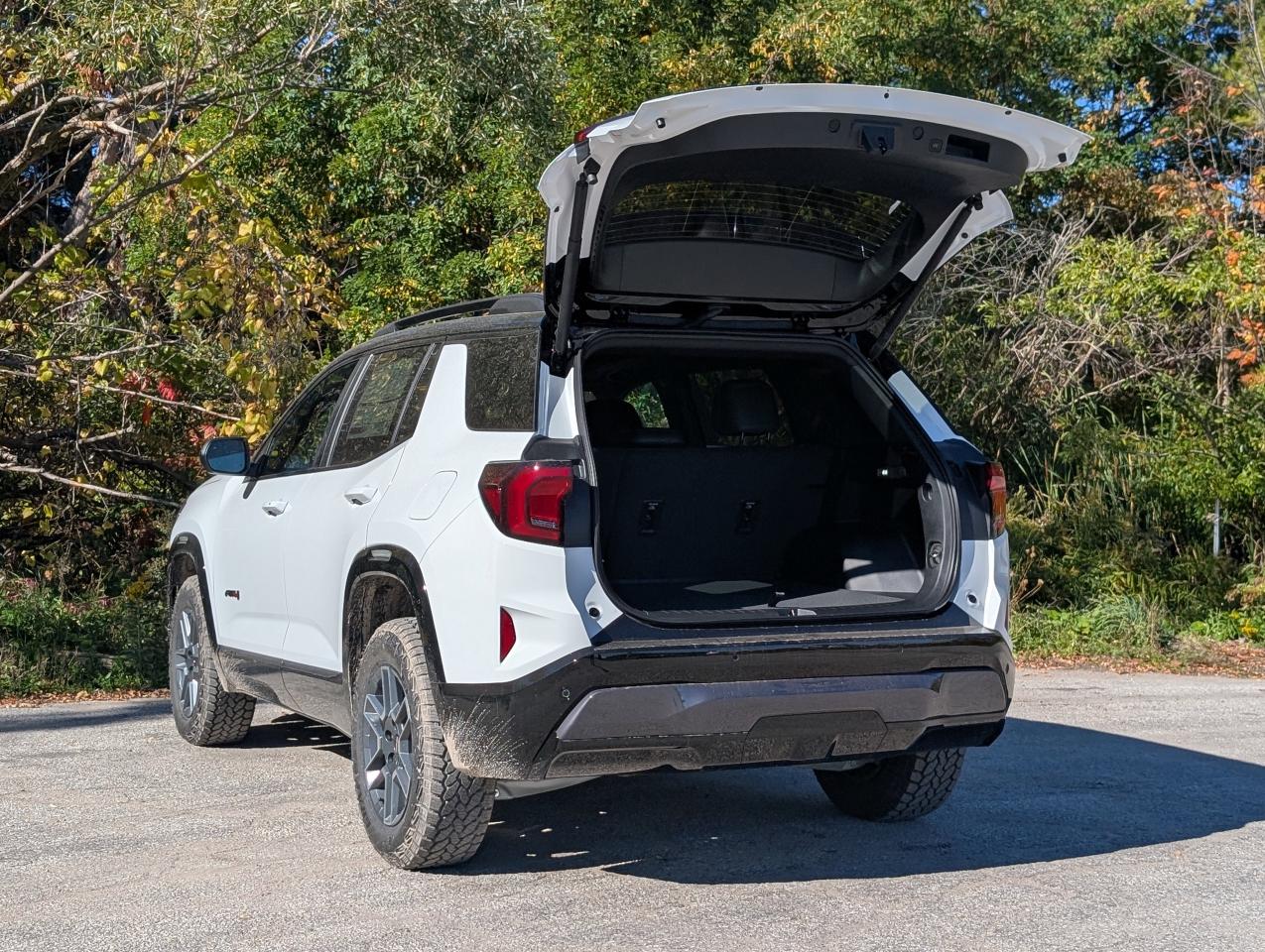 2026 GMC Terrain AWD AT4 Photo