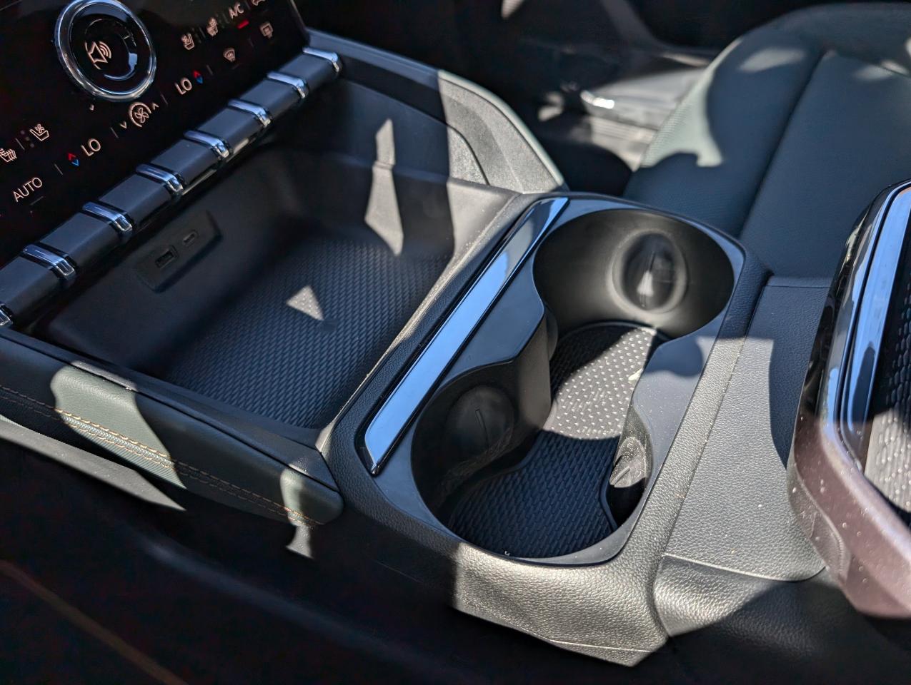 2026 GMC Terrain AWD AT4 Photo