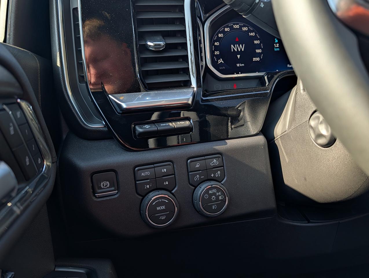 2026 Chevrolet Silverado 1500 High Country Photo