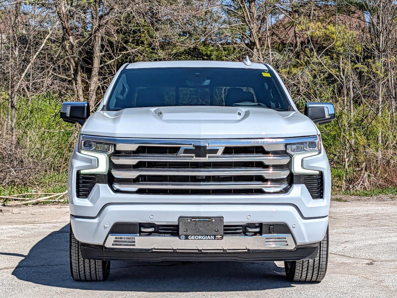 2026 Chevrolet Silverado 1500 High Country Photo3