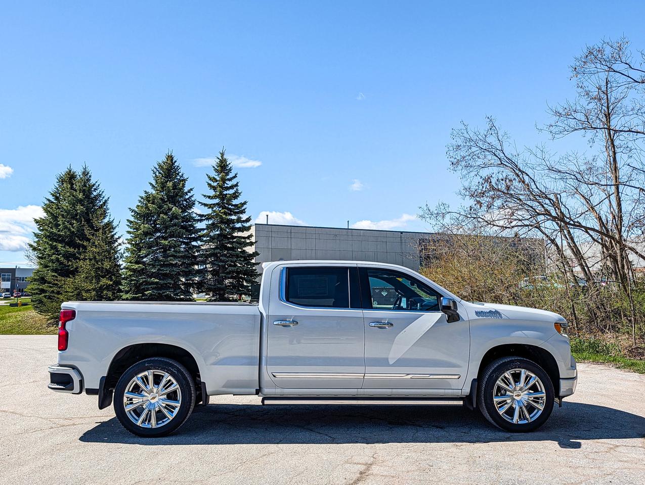 2026 Chevrolet Silverado 1500 High Country Photo