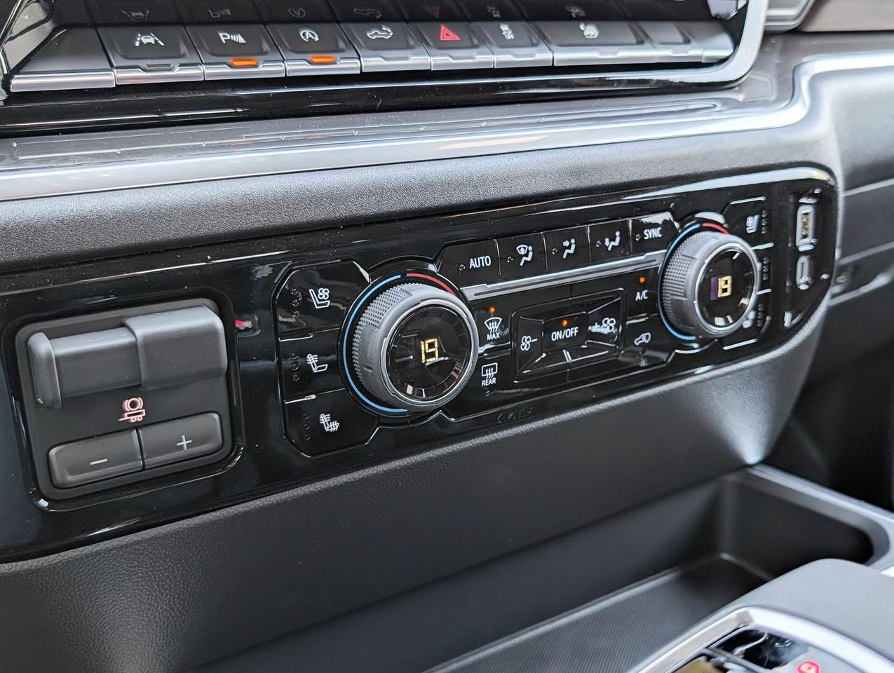 2026 Chevrolet Silverado 1500 High Country Photo