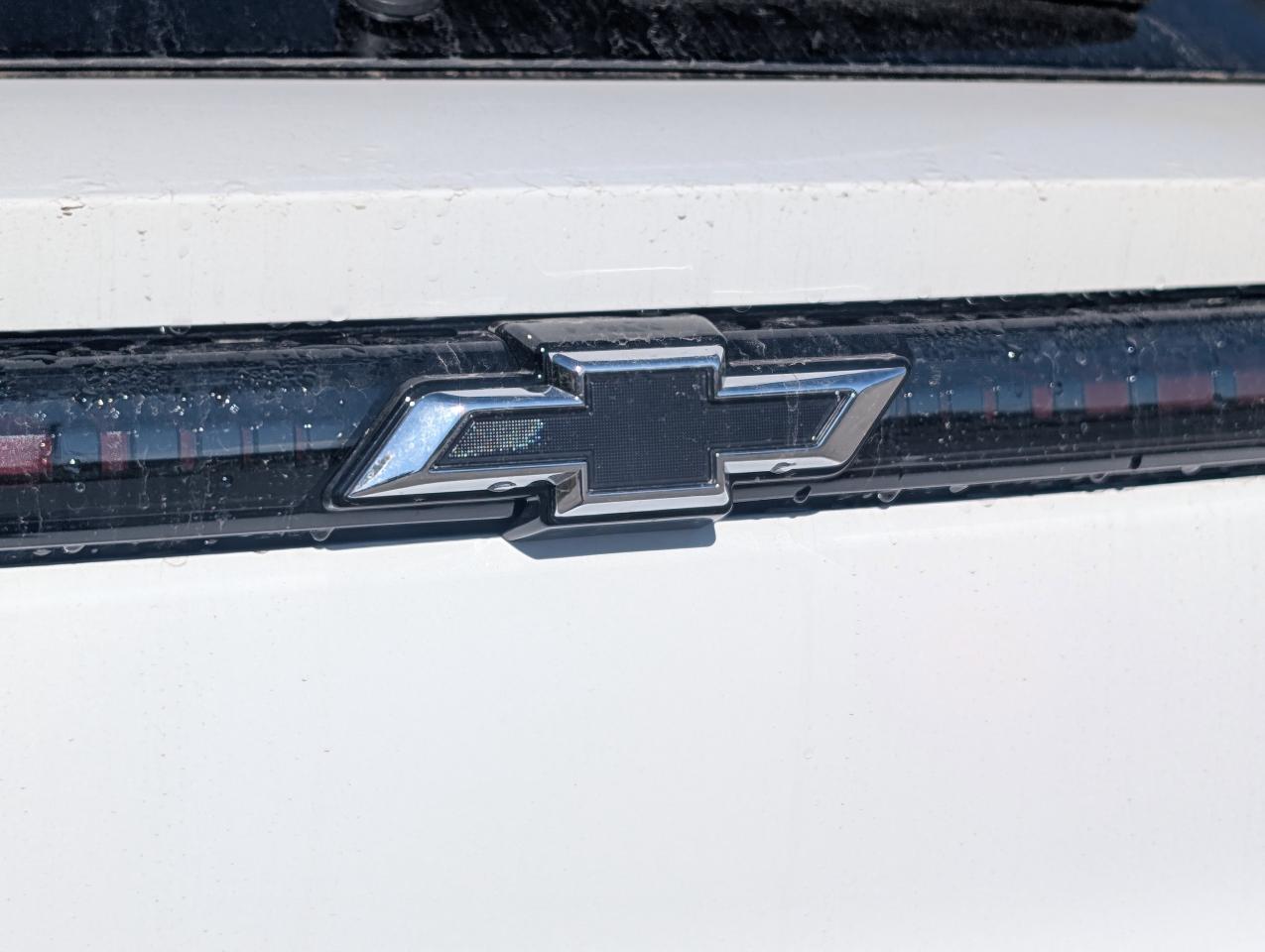 2026 Chevrolet Equinox EV LT Photo