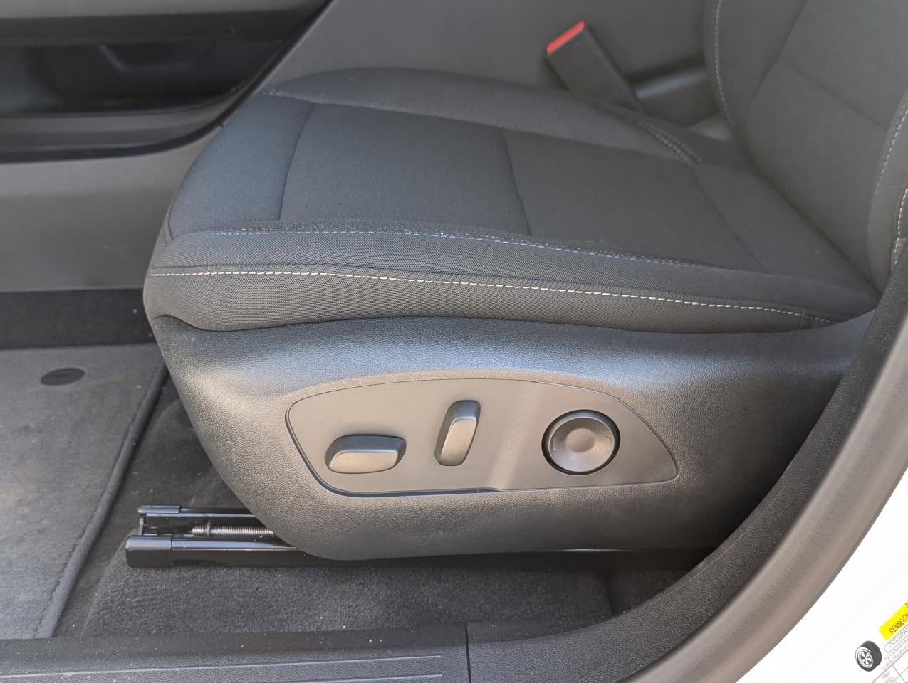 2026 Chevrolet Equinox EV LT Photo