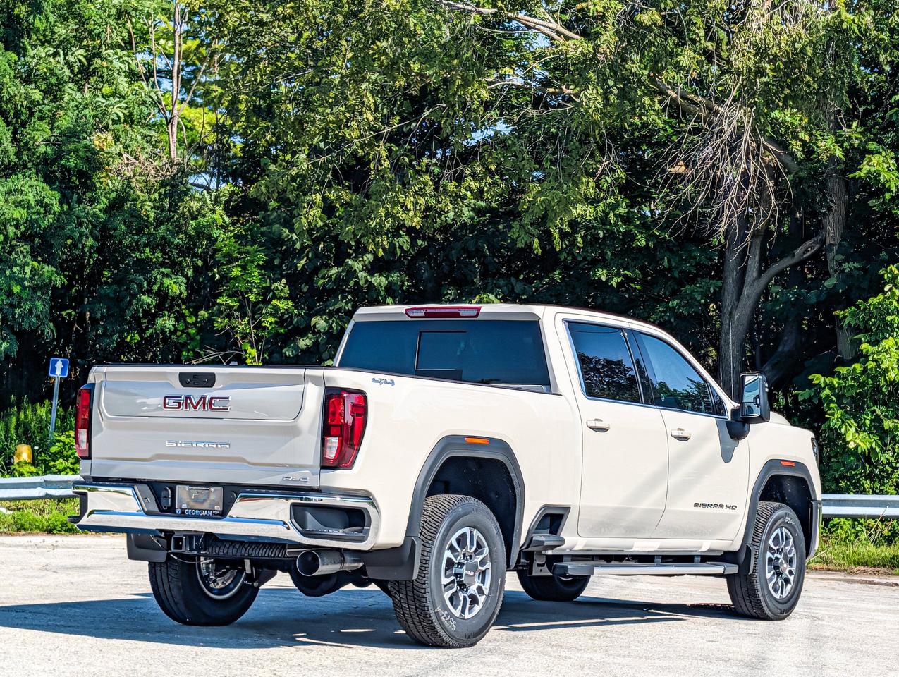 2026 GMC SIERRA 2500HD SLE Photo